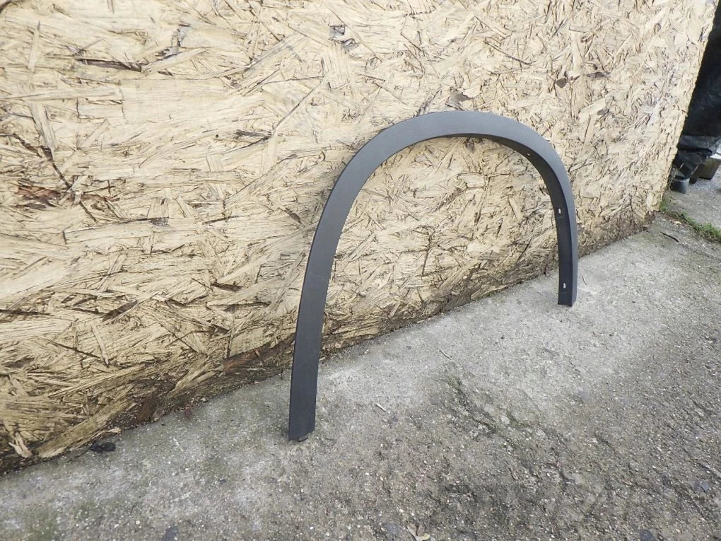 BMW X1 E84 2990166 Front Right Fender Trim