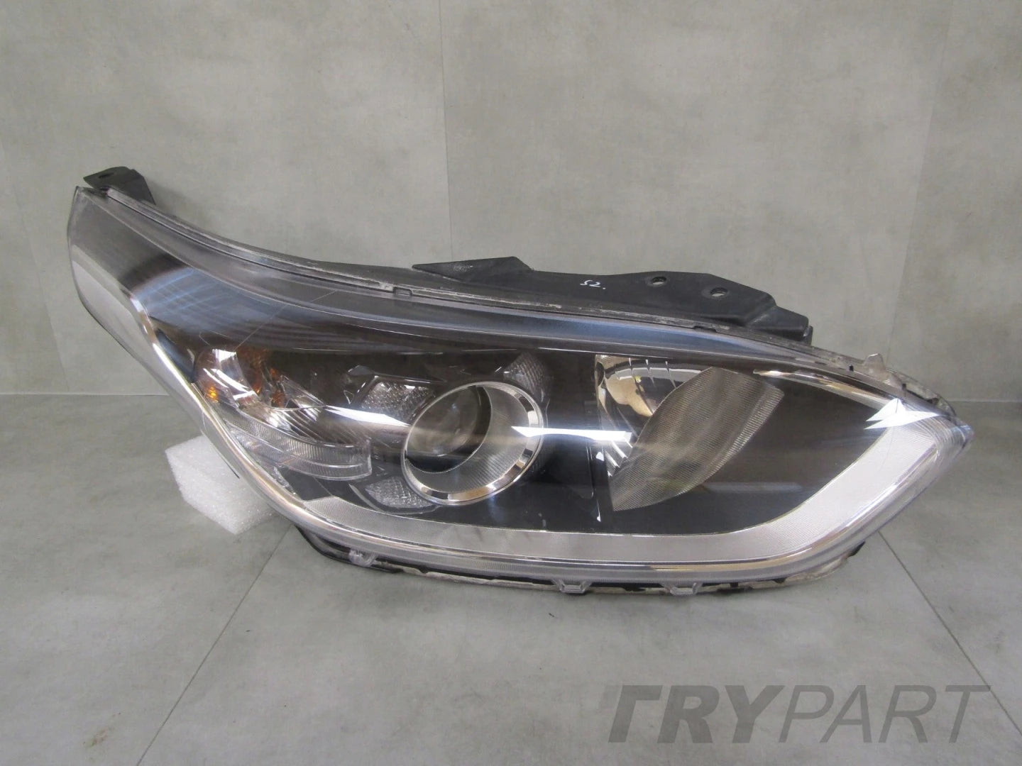 Front lamp Kia Ceed 3 III STANDARD LENS 18-21 RH RIGHT 92102J7050