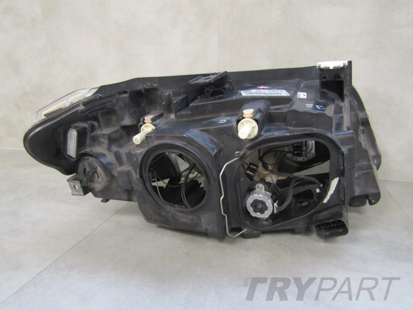 BMW X1 E84 HEADLAMP STANDARD LH LEFT 09-12 890093492