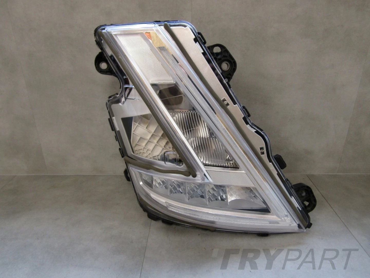 HEADLIGHT VOLVO FH5 FH16 LED LIFT 20- RH RIGHT 24056510