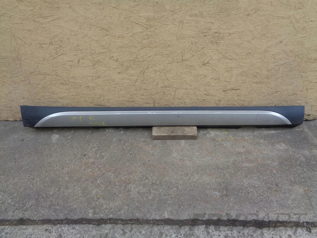 BMW X1 E84 X LINE Right Side Skirt Trim Sill Molding