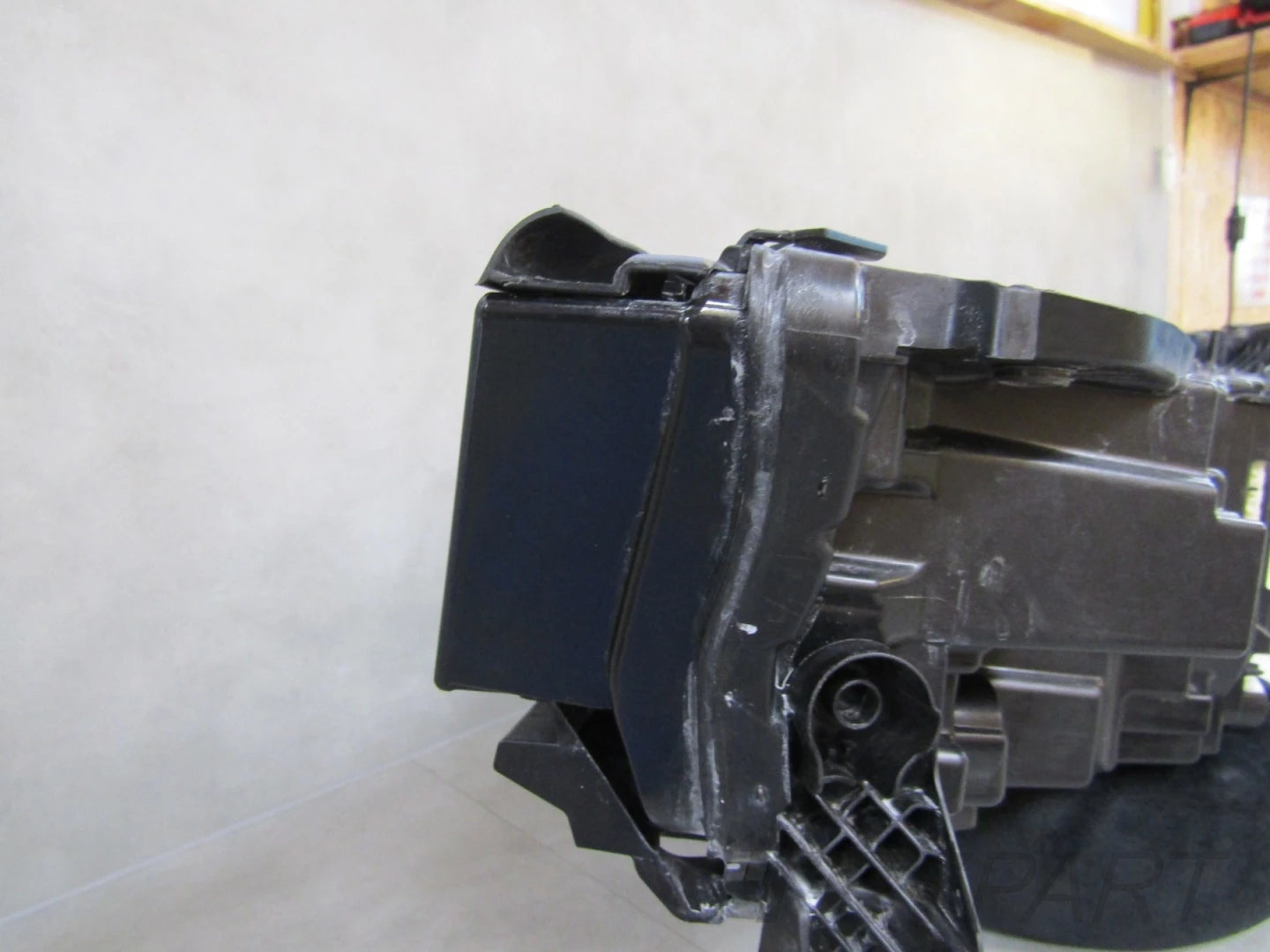 BMW IX I20 LASER 21- RH RIGHT HEADLIGHT 5A3CEA2