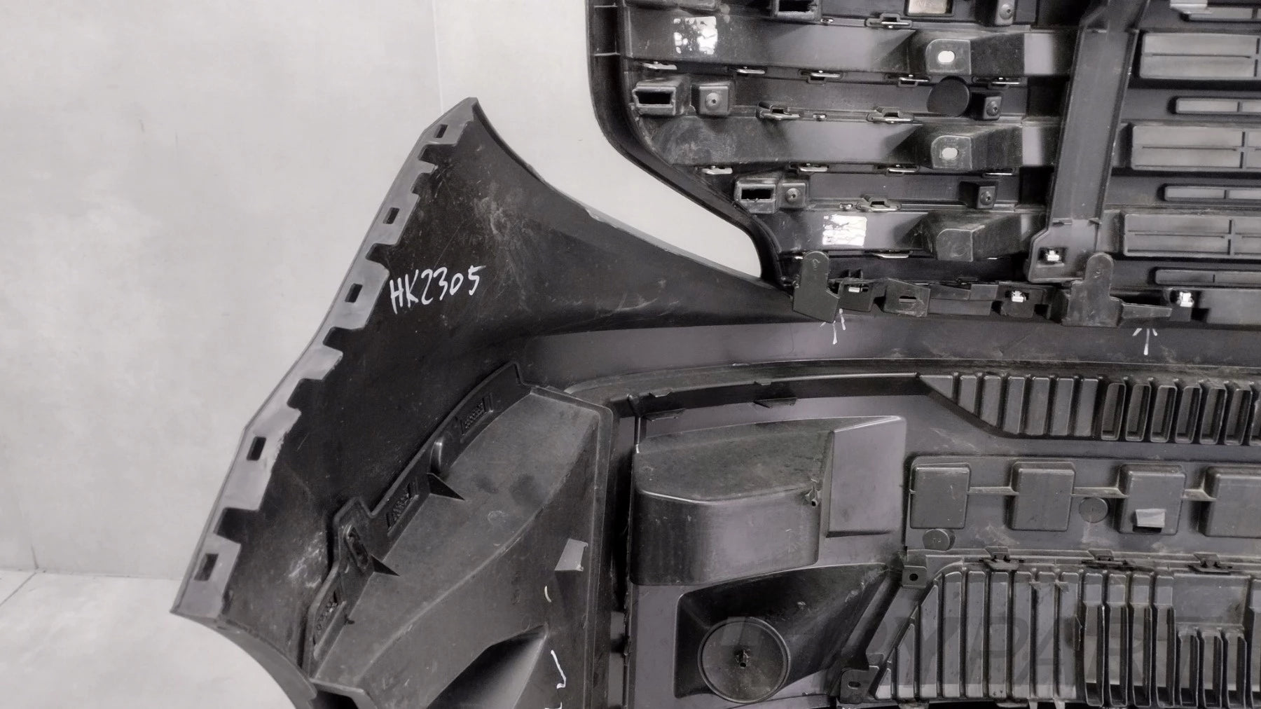 Front Bumper Nissan Interstar 24-