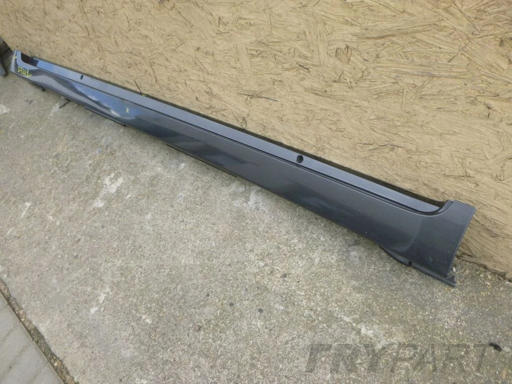 TOYOTA VERSO 09- Left Sill Molding