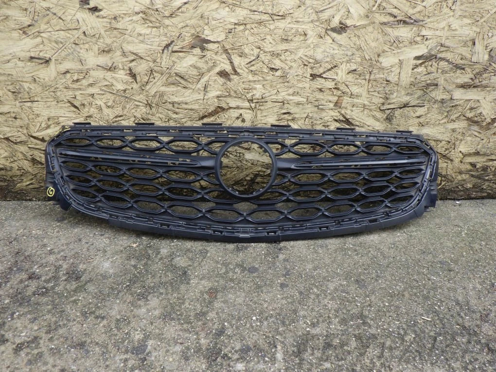OPEL INSIGNIA B II LIFT 2020- grille emblem