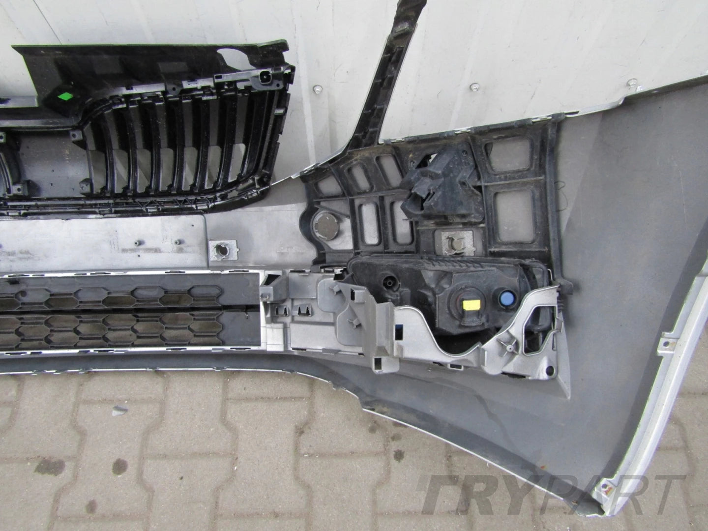 Front Bumper for Skoda Octavia 3 III 5E0 Lift 16-