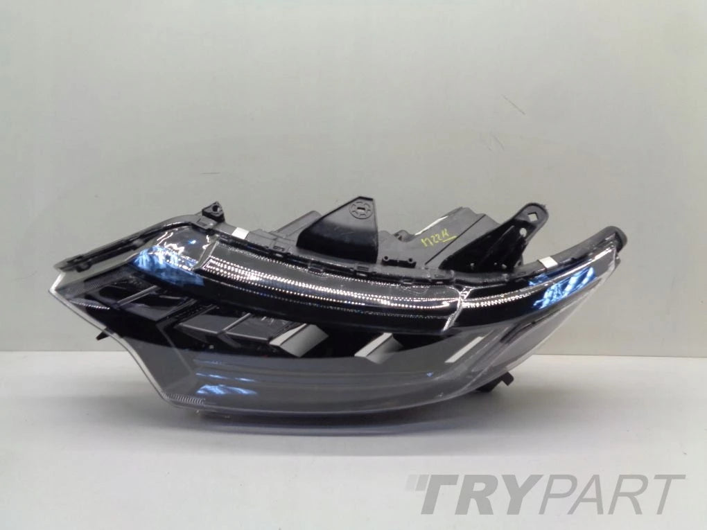 MITSUBISHI OUTLANDER III 3 LIFT FULL LED 18- left