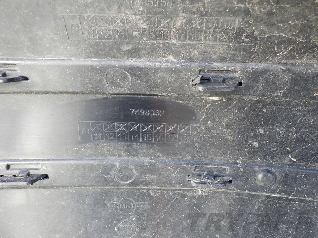 MINI CLUBMAN F54 LIFT LCI 19- Grille Clip