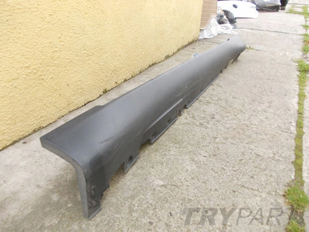 BMW X6 E71 SPORT Right Side Skirt Trim