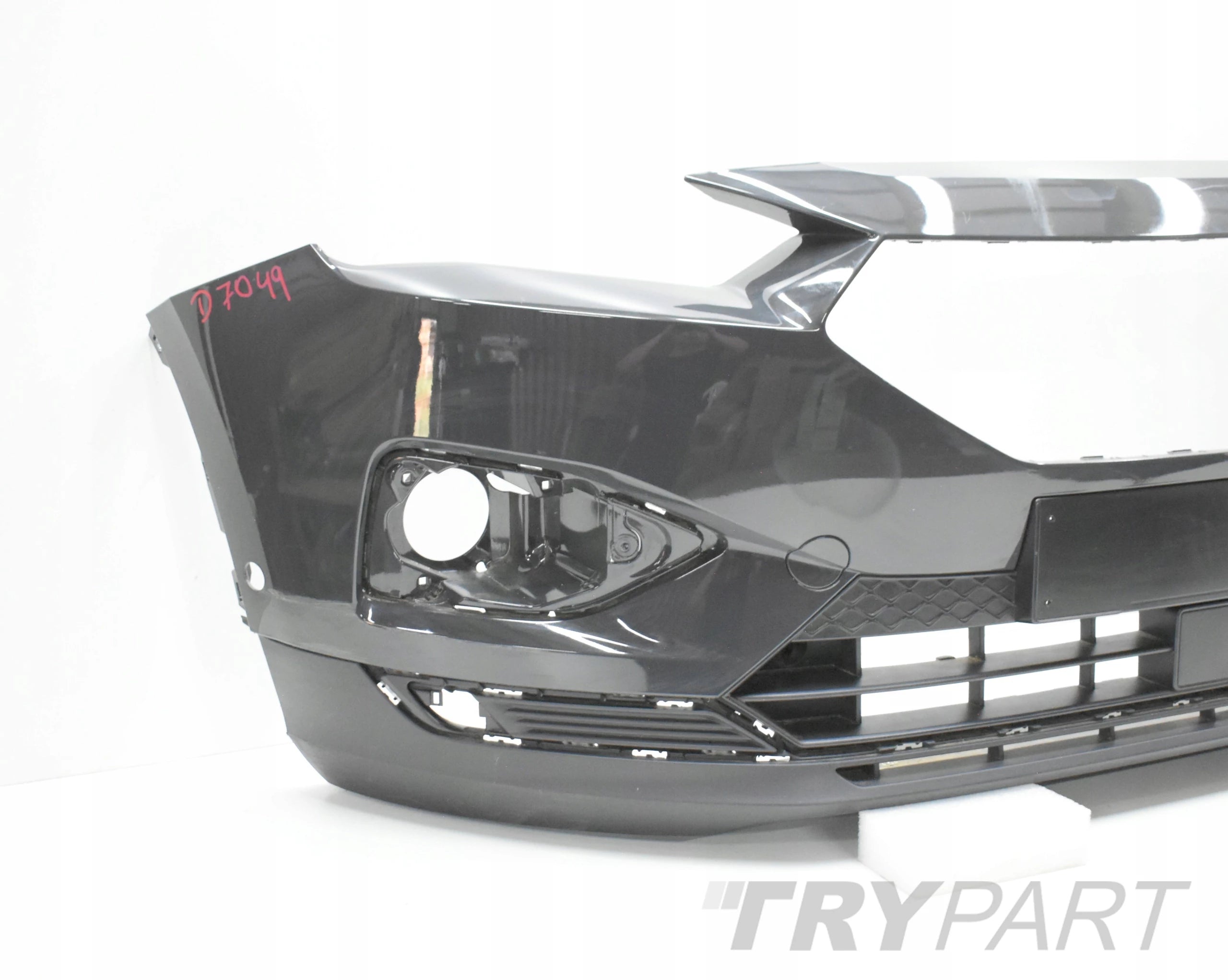 SEAT TARRACO 5JF FRONT BUMPER ORG + GRILLES
