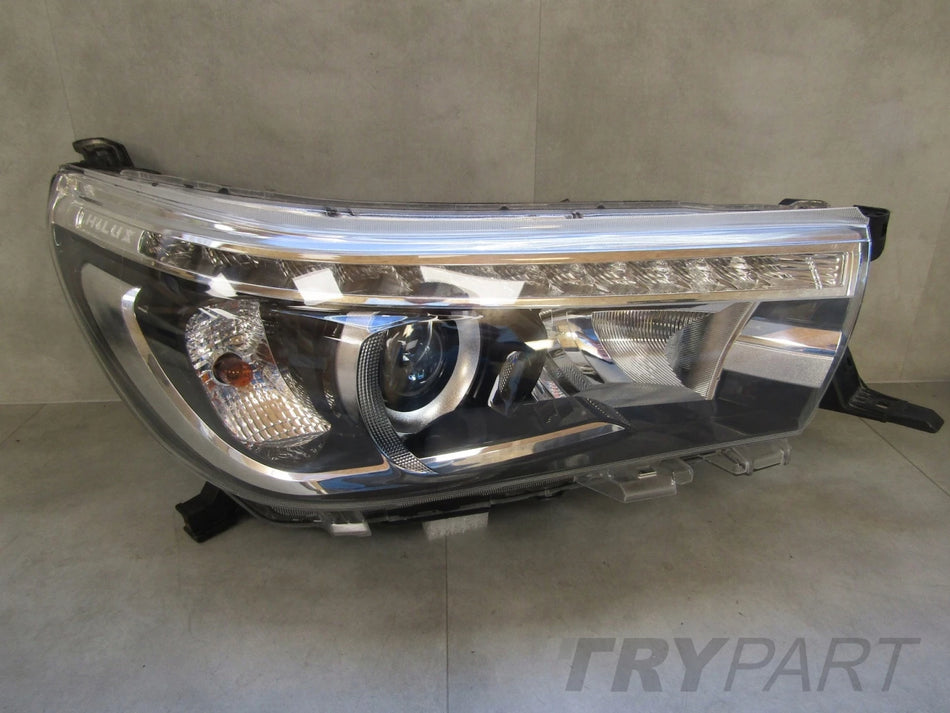Headlight Toyota Hilux 8 VIII LENS LED 15- RH RIGHT