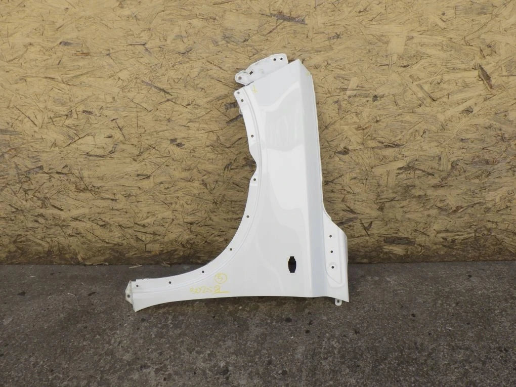 SUZUKI VITARA 3 III 15- left front fender