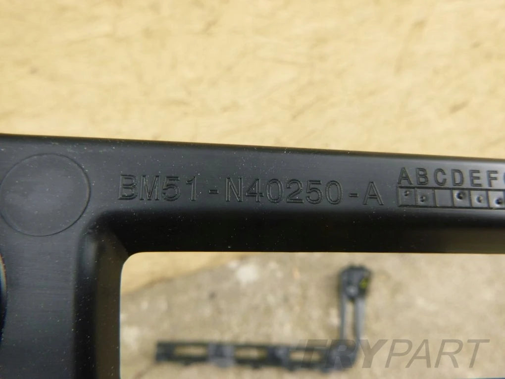 FORD FOCUS MK3 KOMBI REAR HATCH TRIM SLIDE