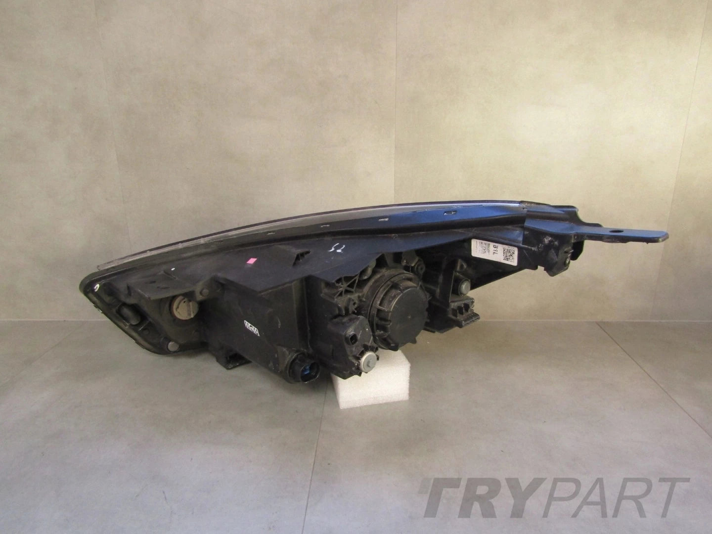 Kia Rio 4 IV Standard Headlight 17- Passenger Side RH 92102 H8