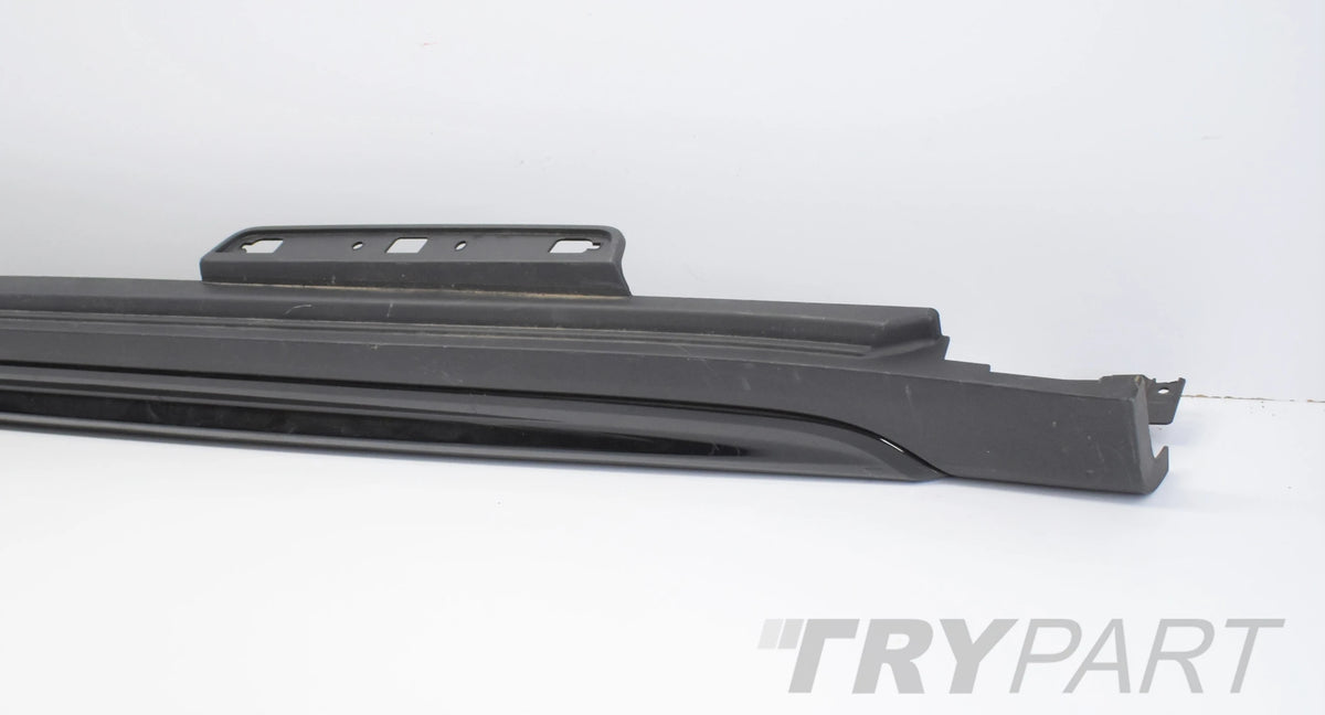 MINI COUNTRYMAN F60 S RIGHT SILL MOLDING