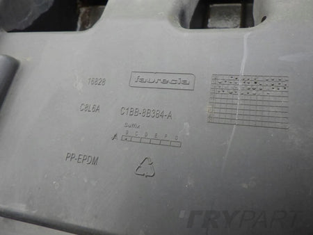FORD FIESTA MK7 LIFT 13- Bumper Guard Plate