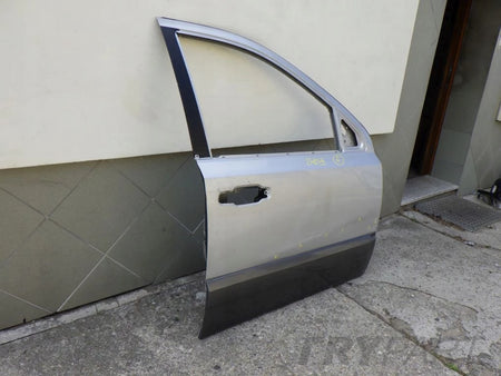 2002-2009 Kia Sorento Right Front Door