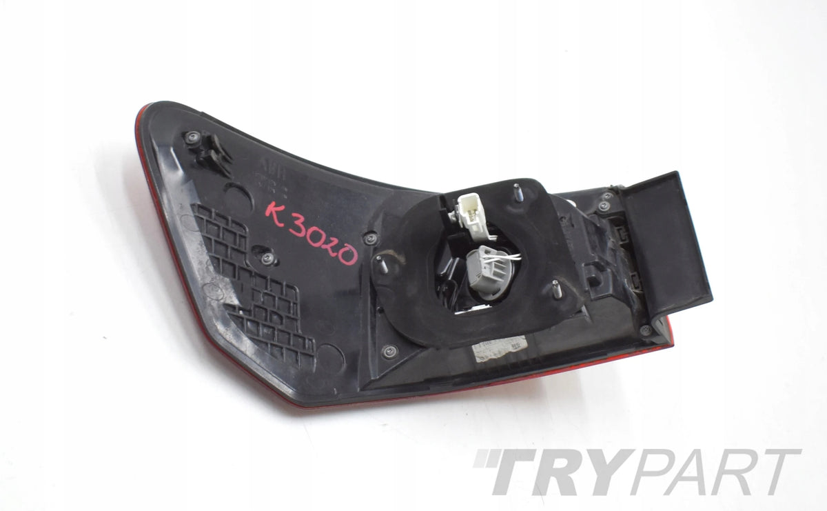 TOYOTA AVENSIS T27 T29 REAR RIGHT TAIL LIGHT ORG LED EU SEDAN