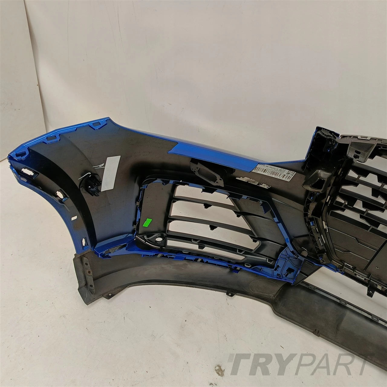 FRONT BUMPER AUDI Q2 81A 81A807438A