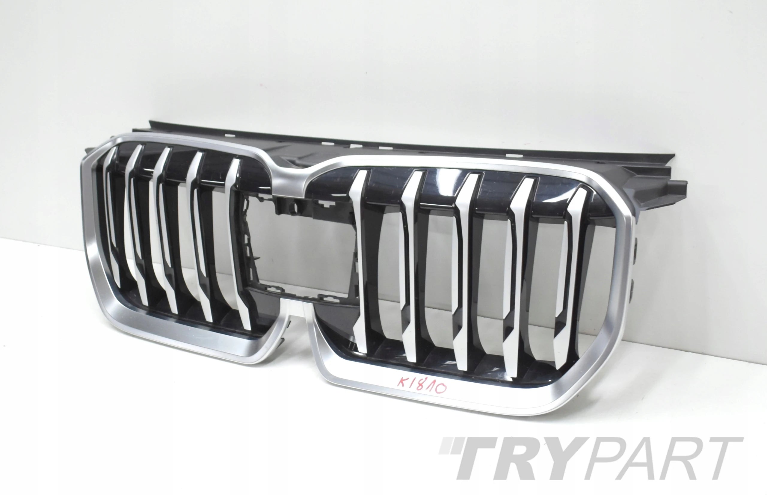 BMW X1 U11 Kidney Grille Chrome Original