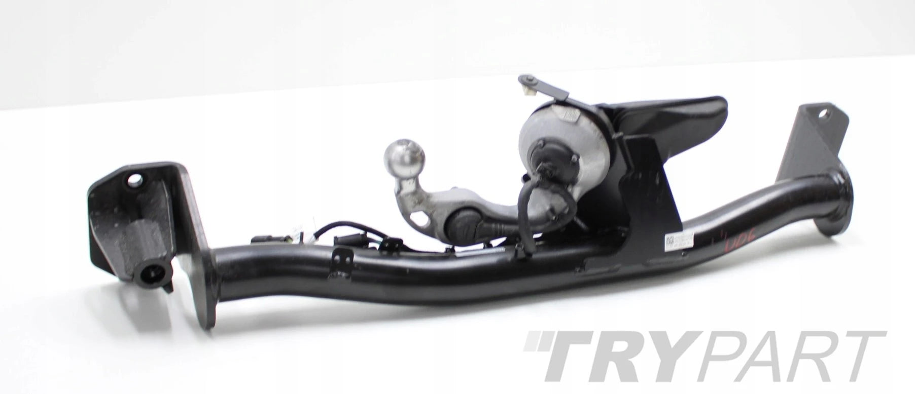 BMW II 2 ACTIVE TOURER U06 Electric Towing Hitch ORG 5A5FF05-02
