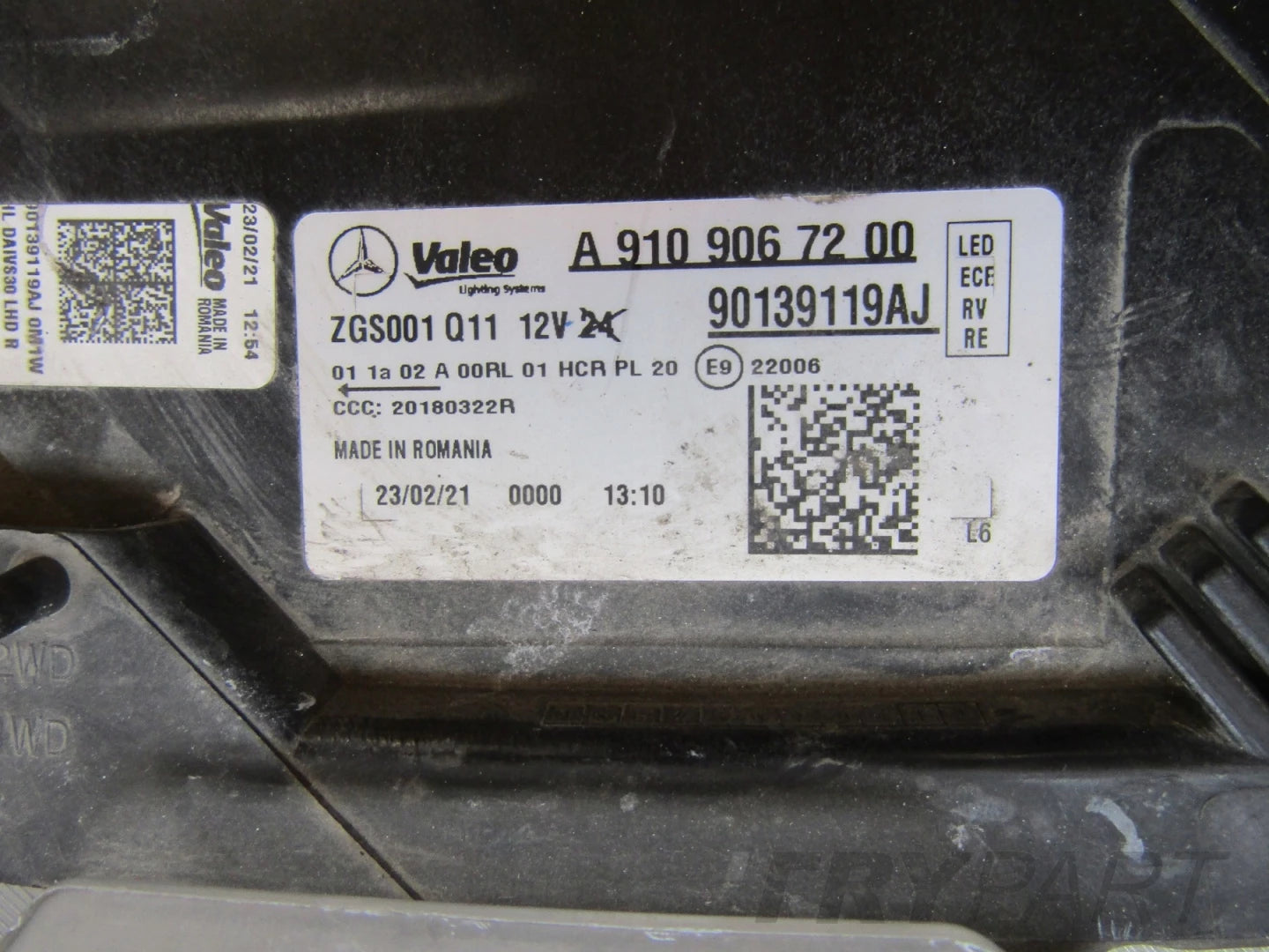 HEADLAMP MERCEDES SPRINTER W910 W907 LED RH 18- A9109067200
