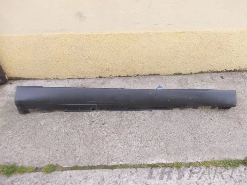 BMW X6 E71 SPORT Right Side Skirt Trim