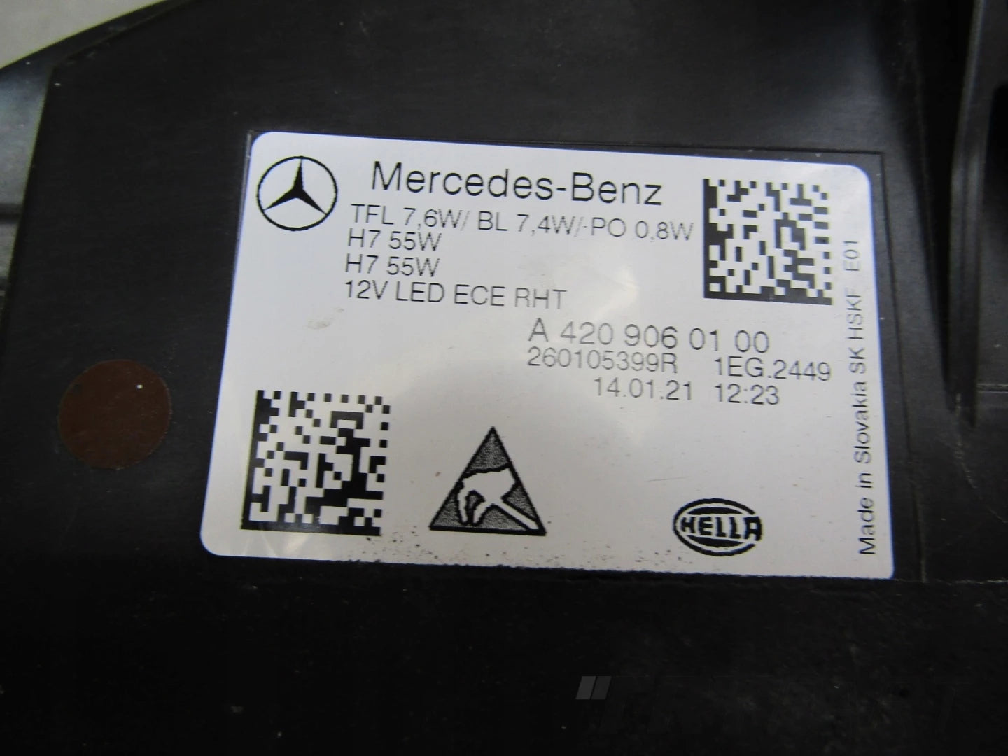 MERCEDES CITAN W420 STANDARD HEADLIGHT 21- RH A4209060100