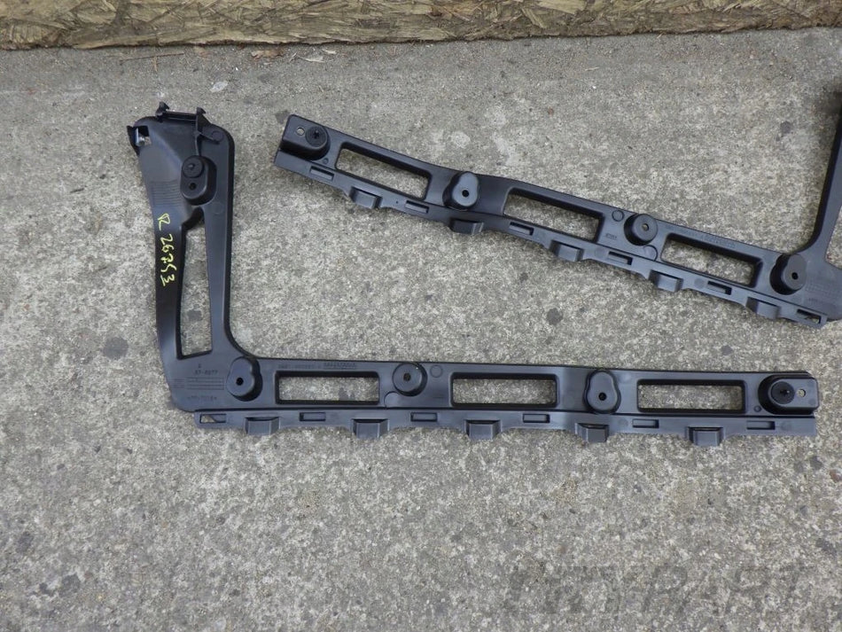 FORD FOCUS MK3 KOMBI REAR HATCH TRIM SLIDE