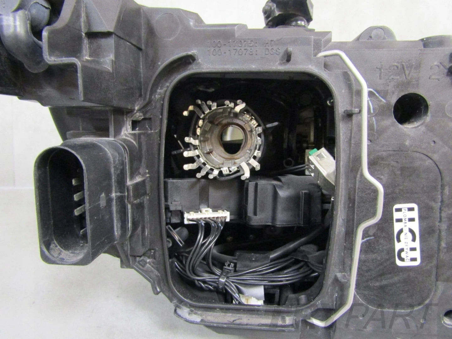 AUDI Q5 8R0 08-12 HEADLIGHT XENON ACTIVE LH LEFT