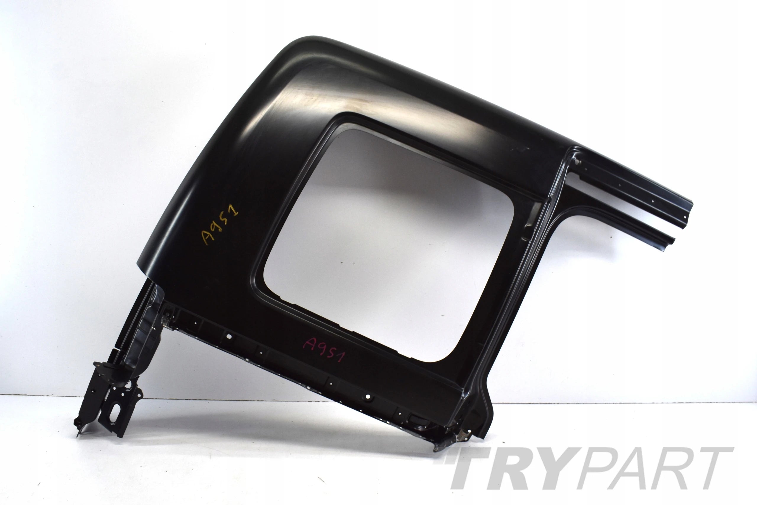 VW CADDY 2K0 RIGHT REAR FENDER HOUSING ORG
