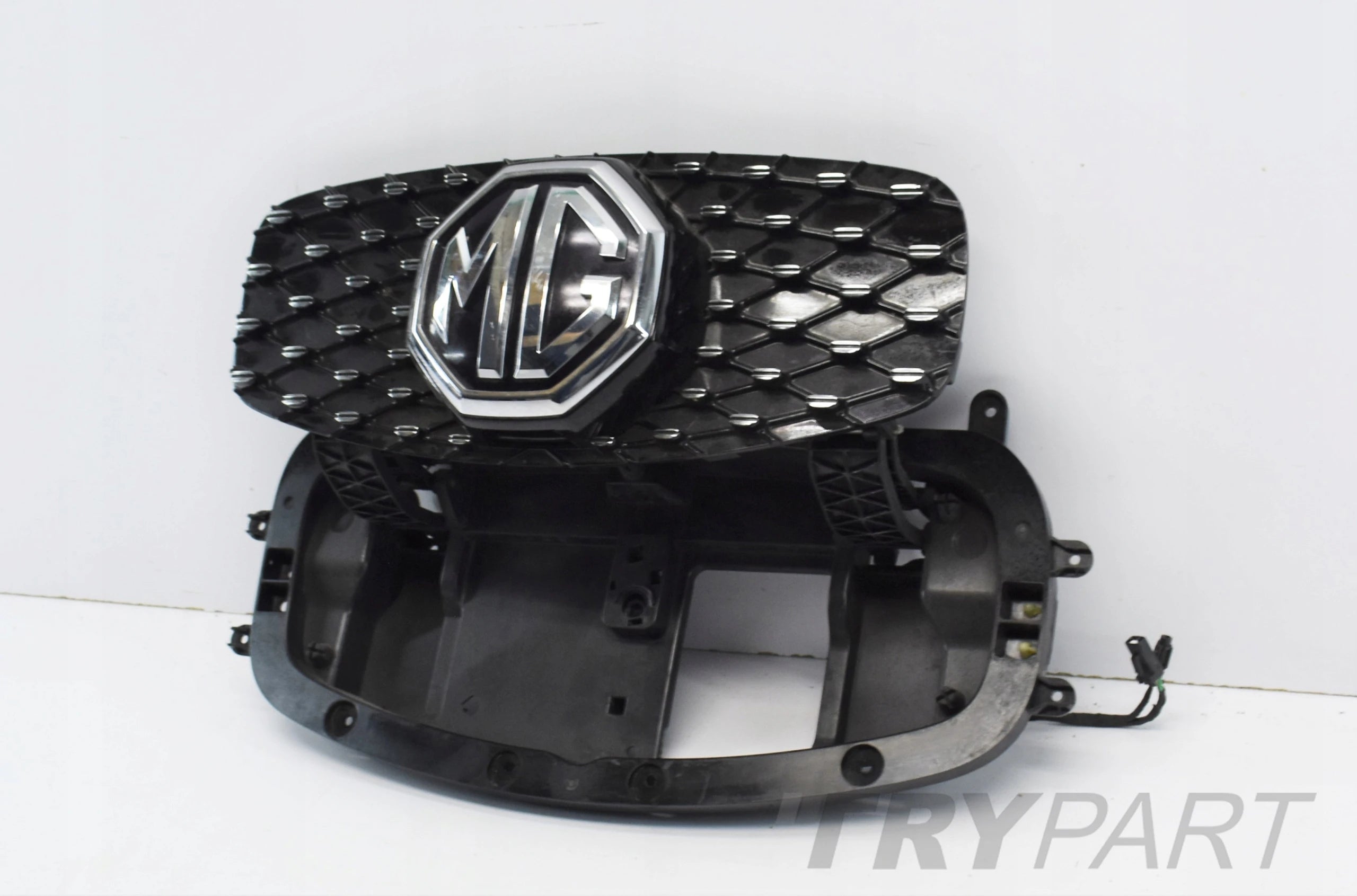 MG ZS EV ELECTRIC FRONT BUMPER GRILL ORG