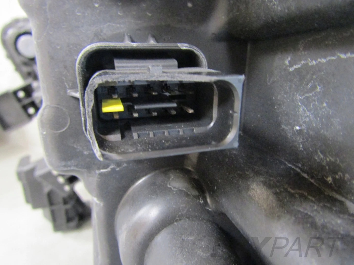 HEADLAMP OPEL FRONTERA LED 24- RH RIGHT 9850142480