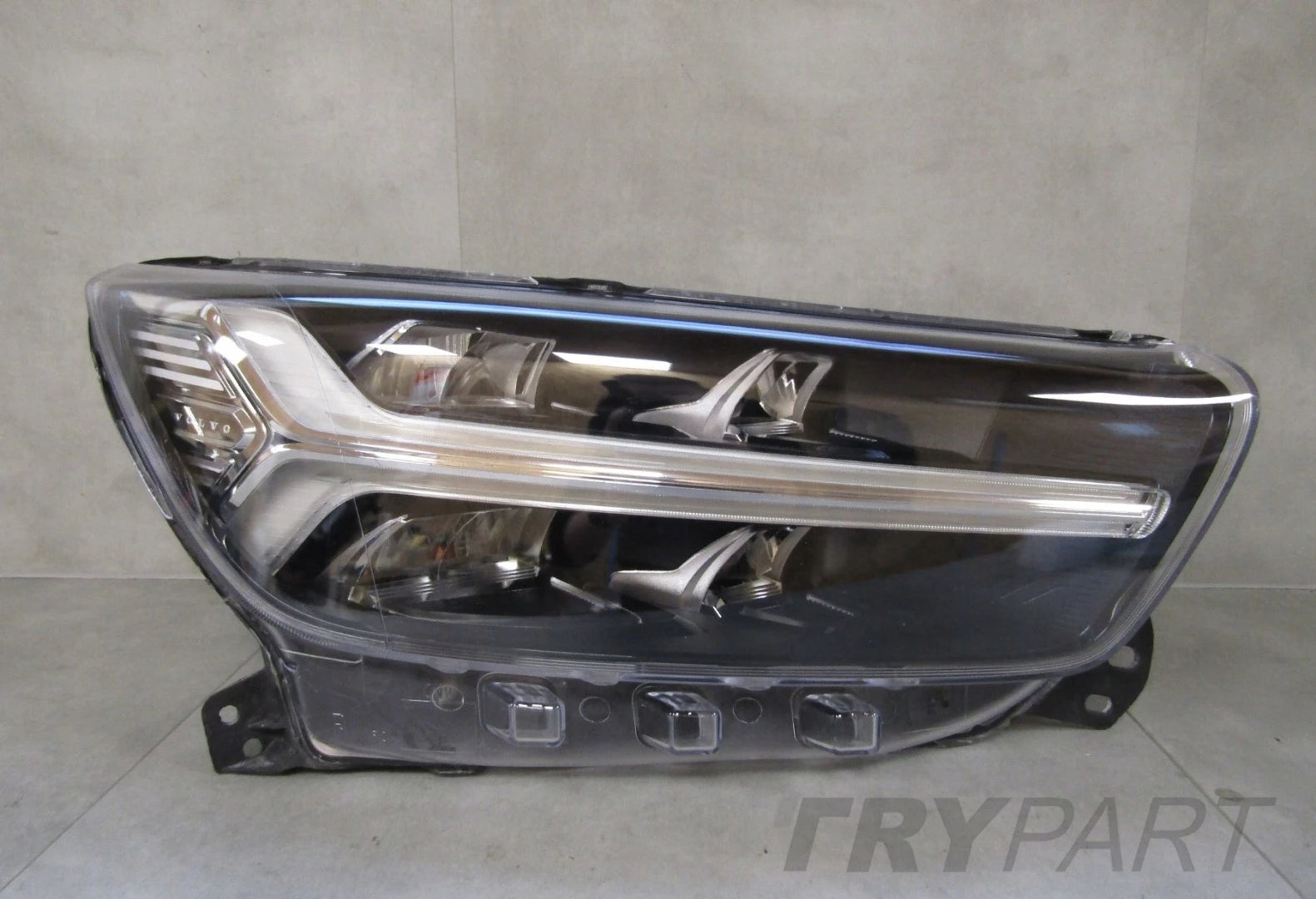 RIGHT FRONT HEADLIGHT FULL LED VOLVO XC40 17-22 31655632