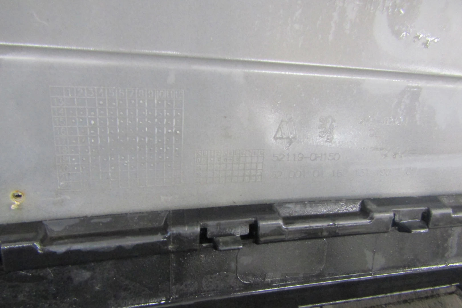 Front Bumper for Peugeot 108 14-19