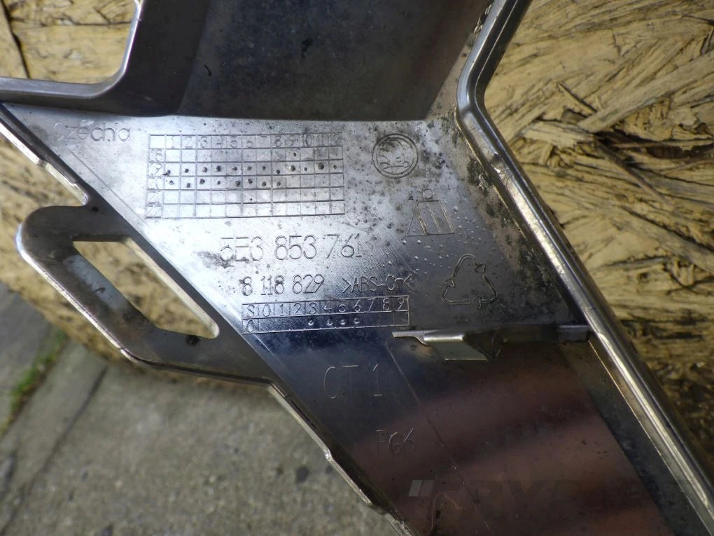 SKODA OCTAVIA 4 IV 5E3 20- Grill Dummy