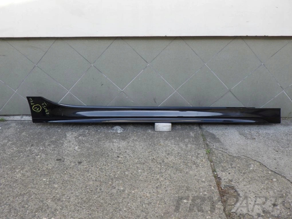 BMW 1 F40 M PACKET Door Sill Trim Right Side