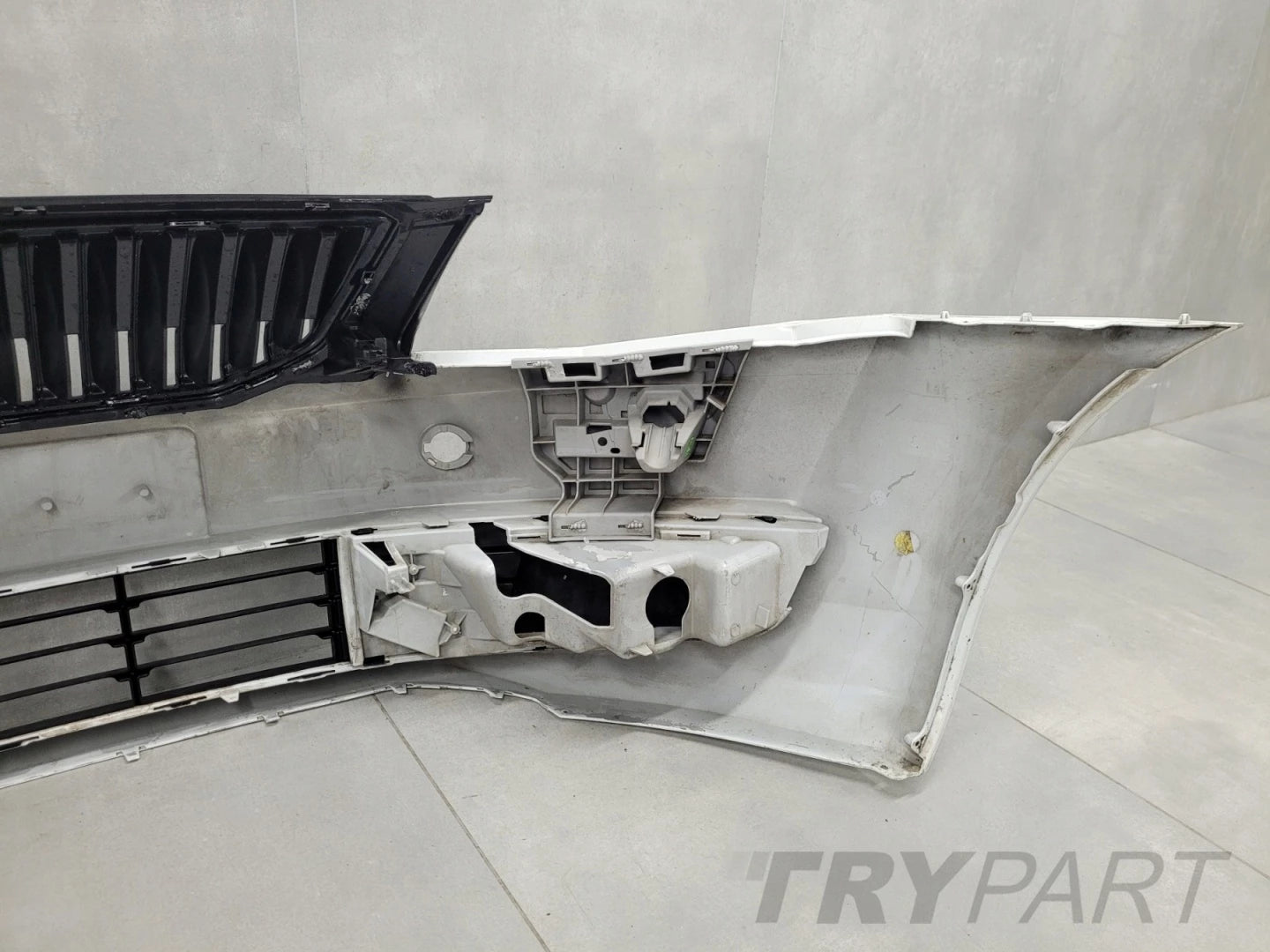 Front Bumper for Skoda Octavia 3 III 5E0 12-16