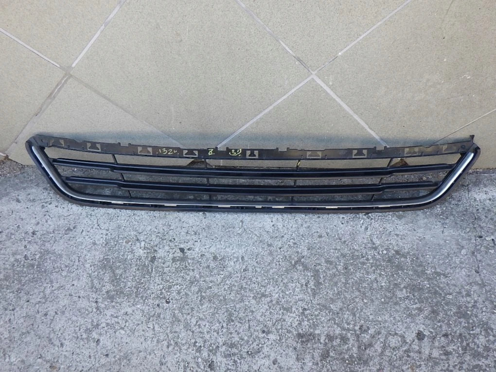 FORD MONDEO MK5 15- FRONT BUMPER GRILLE