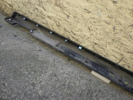 KIA XCEED X-CEED X CEED III 3 18- Right Sill Strip