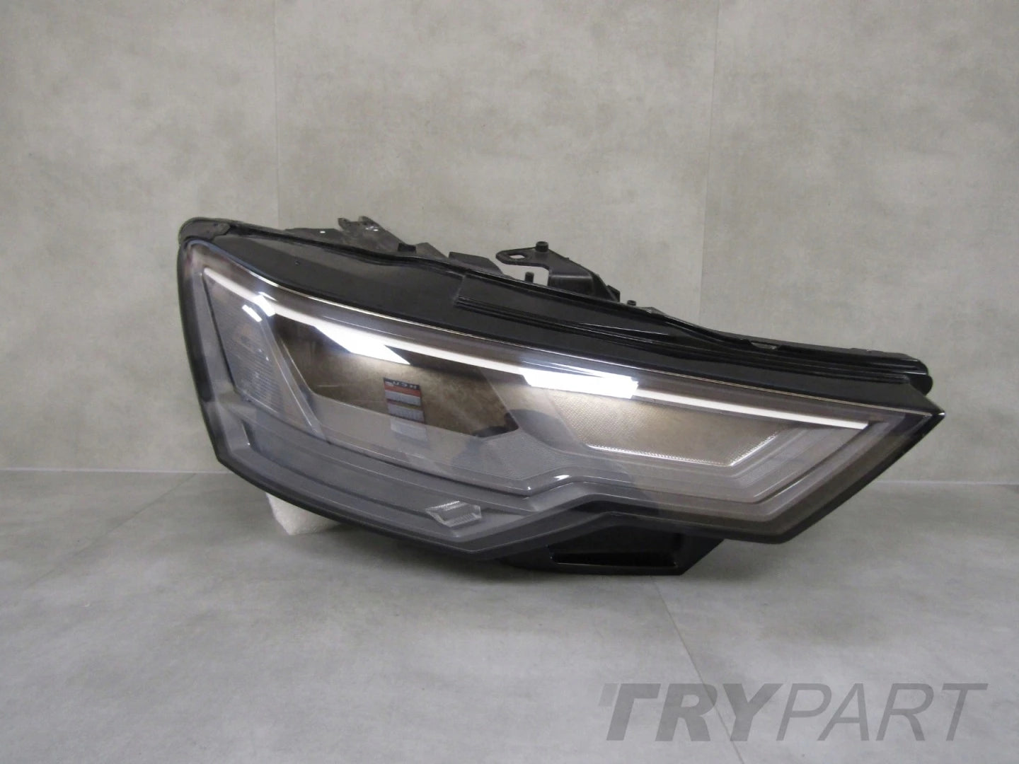 AUDI A6 C8 LED HEADLIGHT 18- RH RIGHT 4K0941034