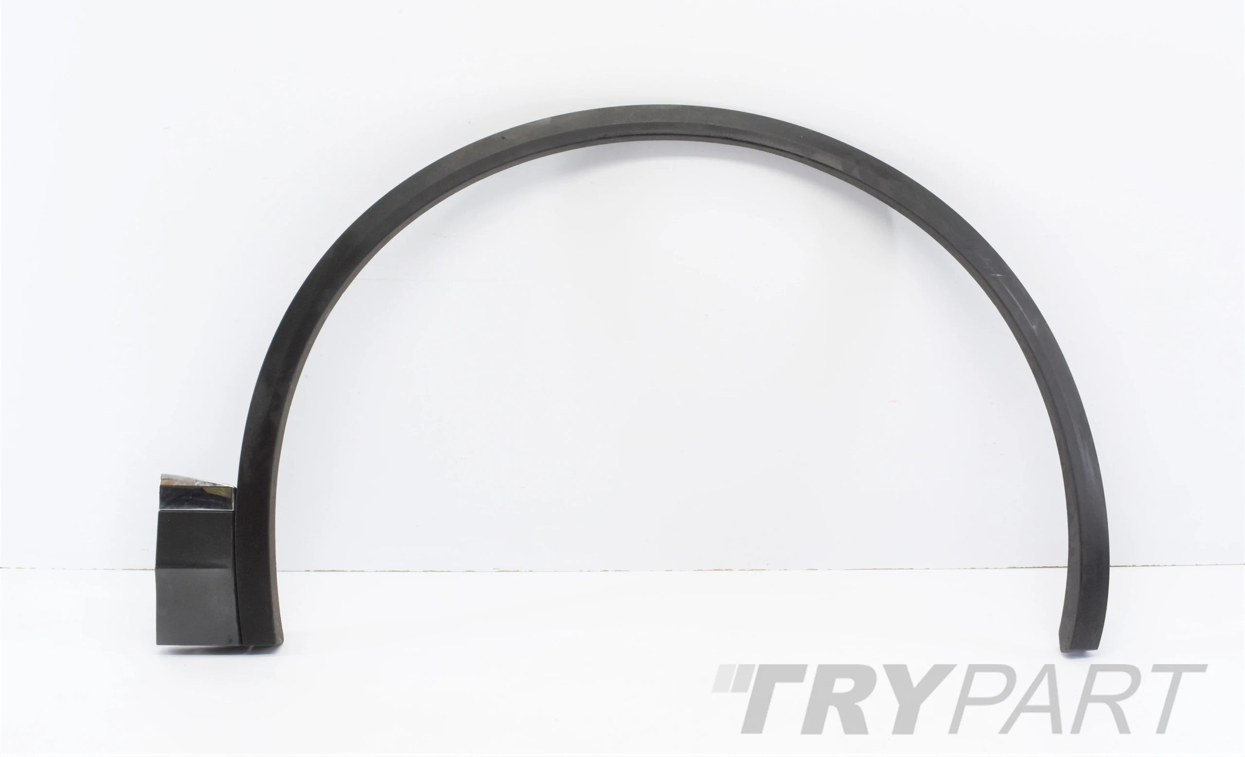 VW Touareg III 760 Right Fender Molding Front ORG