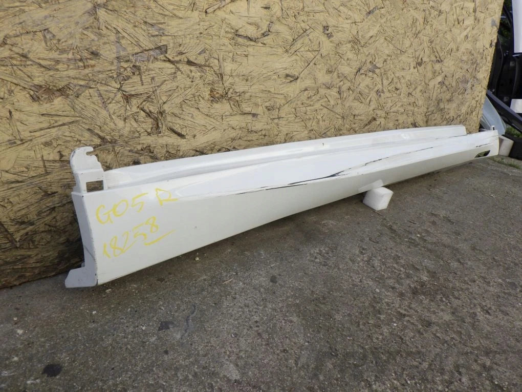 BMW X5 G05 M PACKAGE 18- Door Sill Trim Right