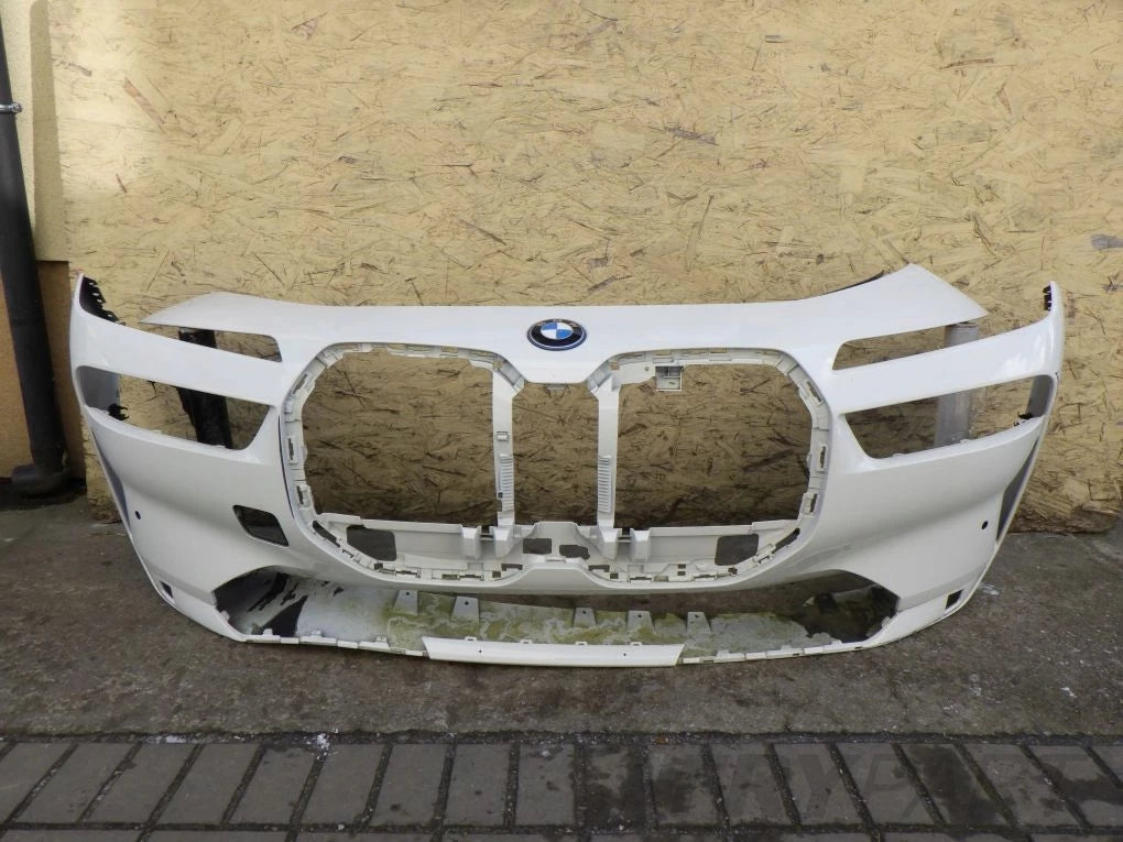 BMW 7 I7 G70 2022- Front Bumper