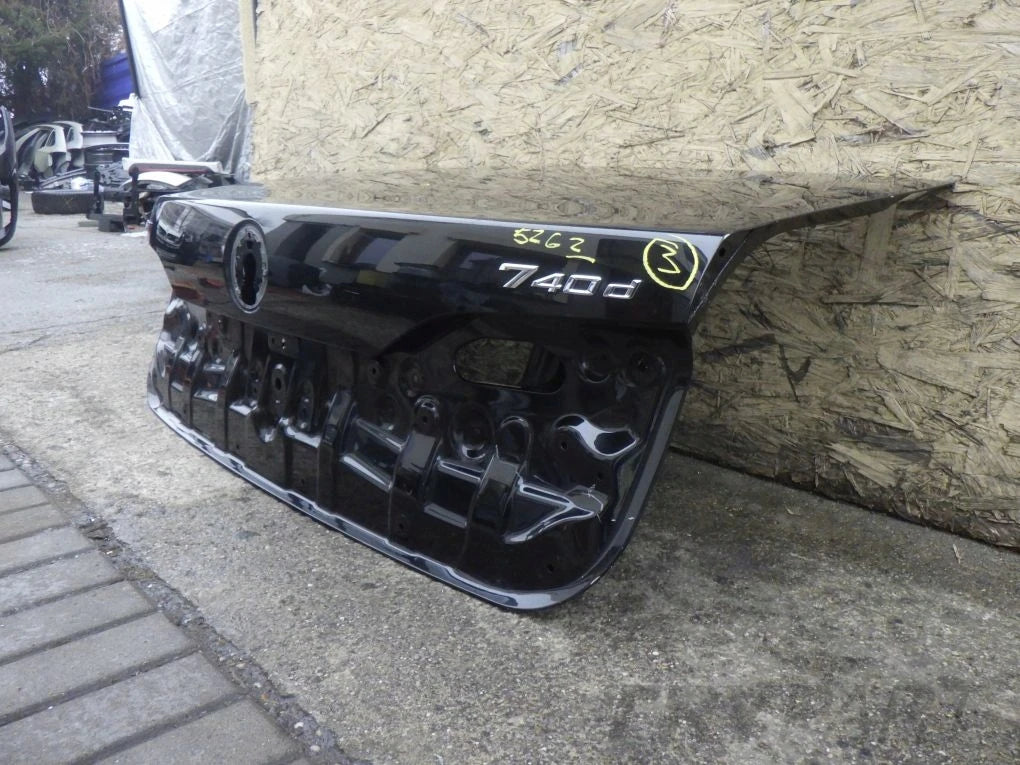 BMW 7 i7 G70 '22- REAR TRUNK LID