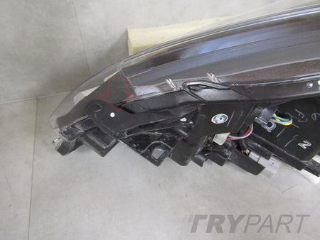 Front Lamp Toyota Yaris 3 III Facelift REGULAR LENS 17-20 RH RIGHT