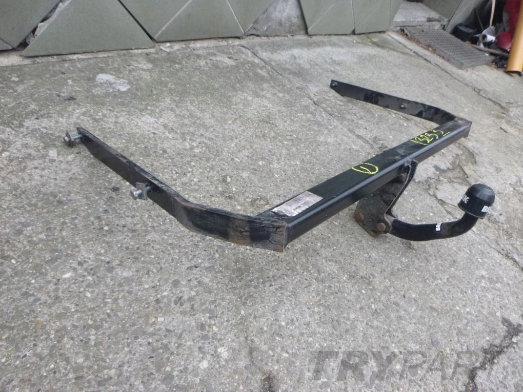 FORD FOCUS MK3 III 3 Tow Hitch