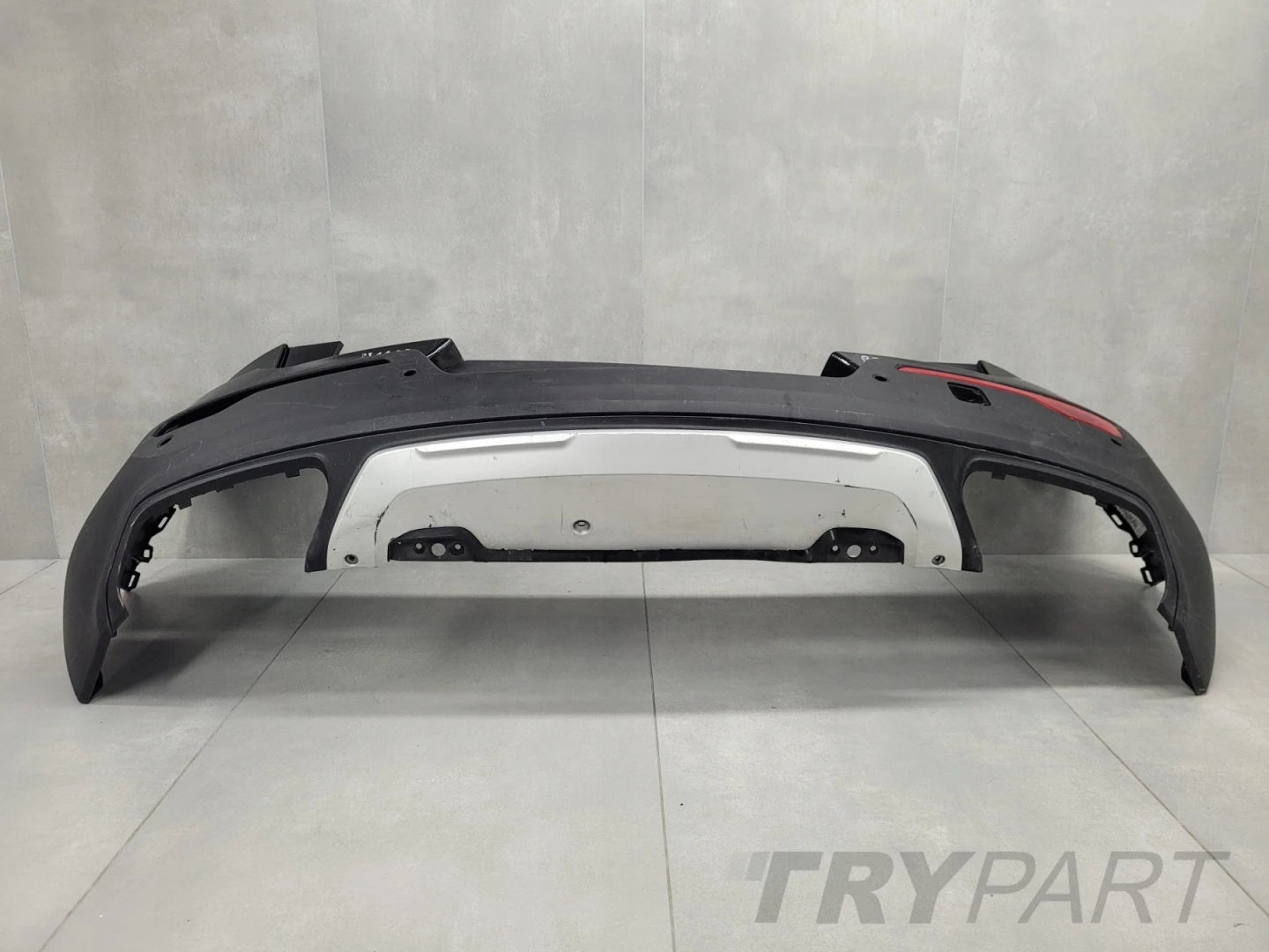 Rear Bumper Volvo XC40 XC 40 R-Design 17-
