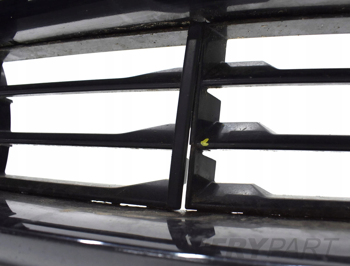BMW G30 G31 Front Bumper Org + Grille + Frame
