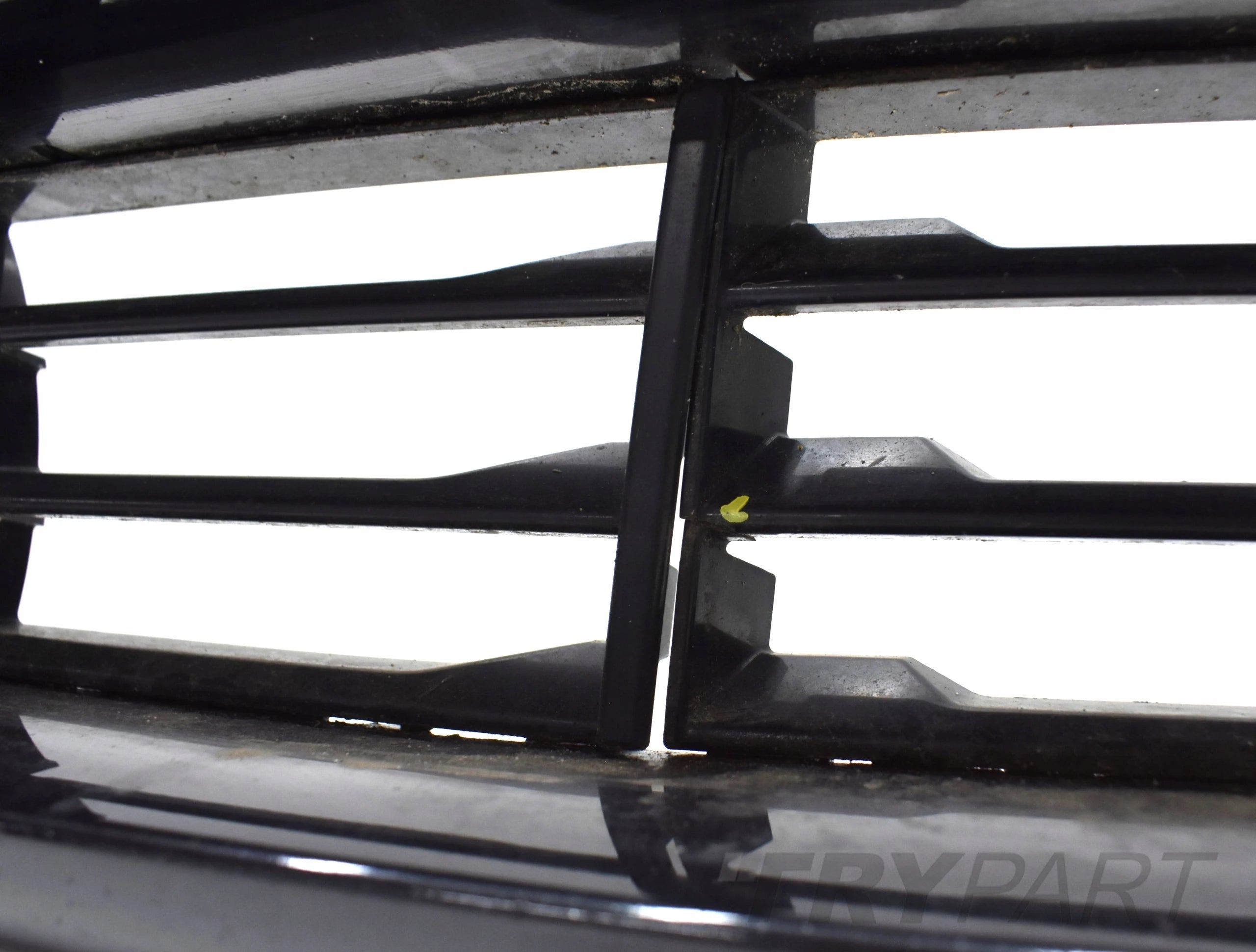 BMW G30 G31 Front Bumper Org + Grille + Frame